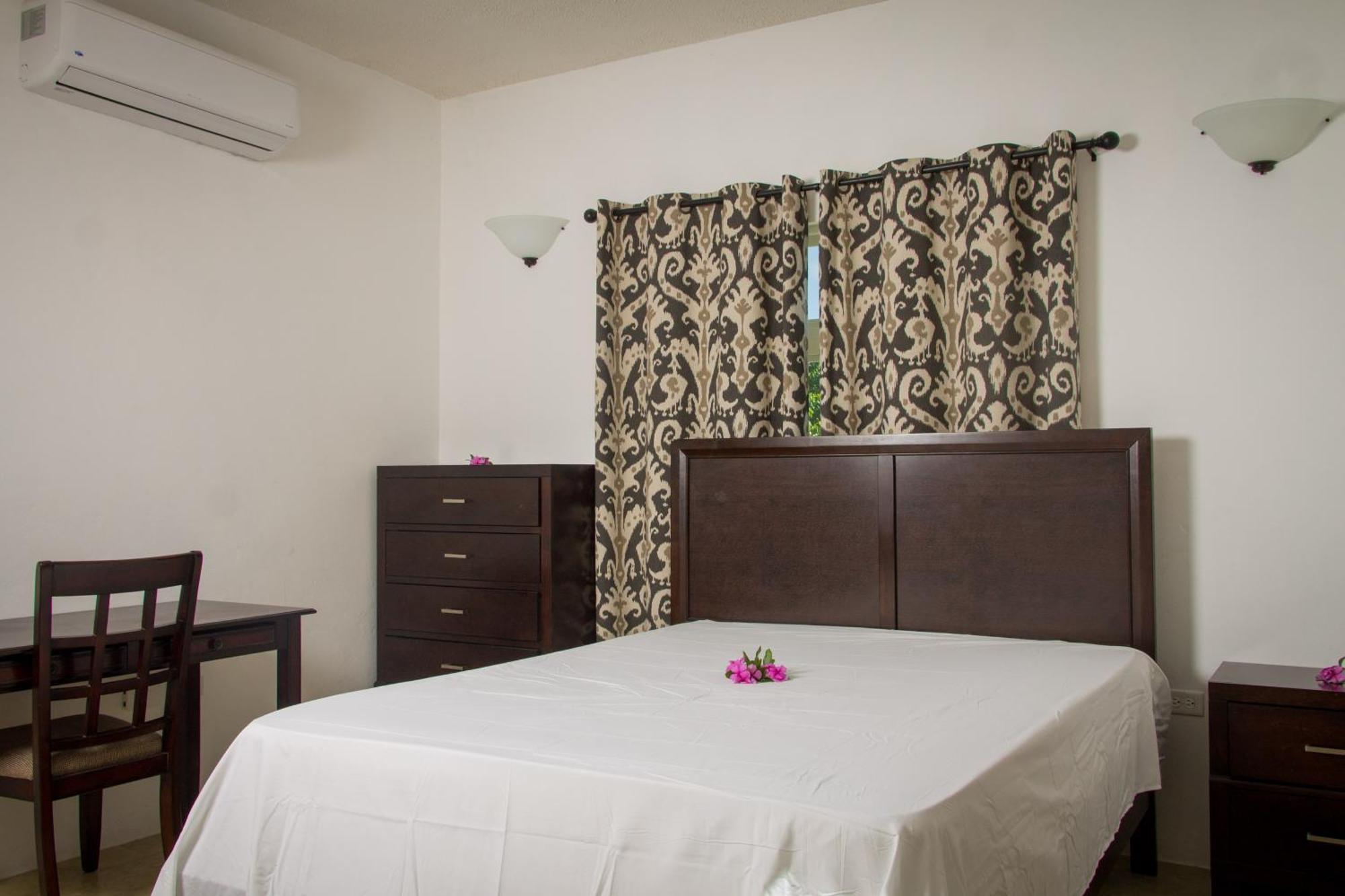 St. John's Lord Nelson Hotel & Residences מראה חיצוני תמונה